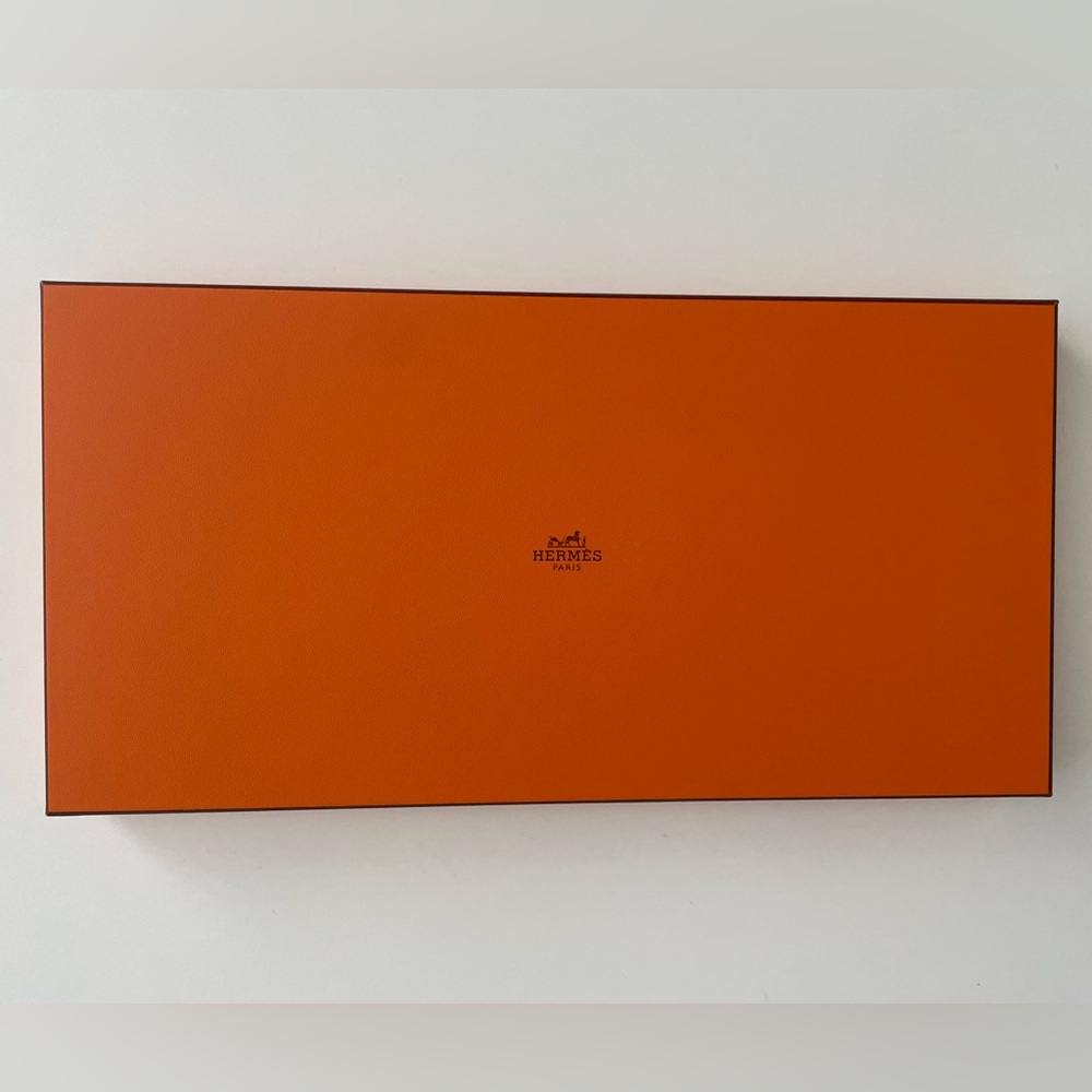 HERMES BOX 14.5” x 7.25” x 1”